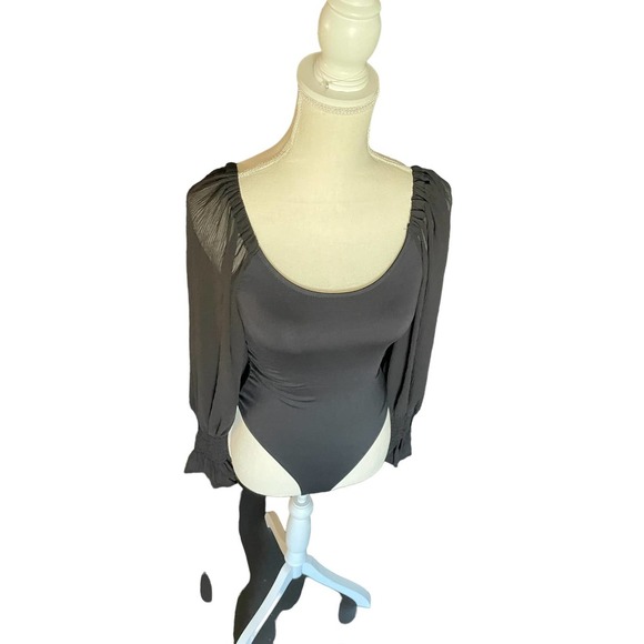 NWT Lulus Womens Scoop Neck High Cut Bodysuit Top Chiffon Long Sleeve Size XS - Picture 3 of 8
